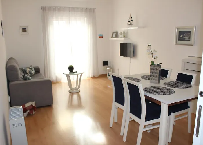 Casa Carvalho Laranjo דירה נאזרה